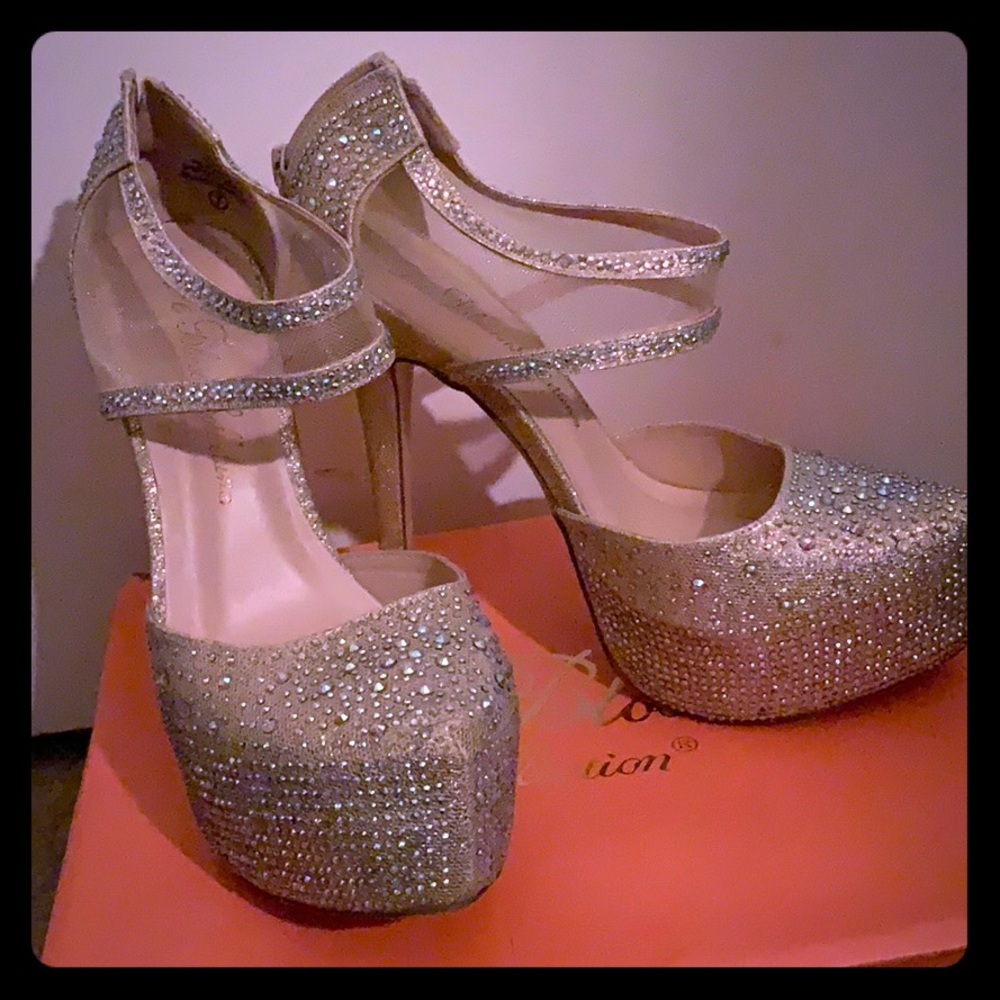 Prom shoes